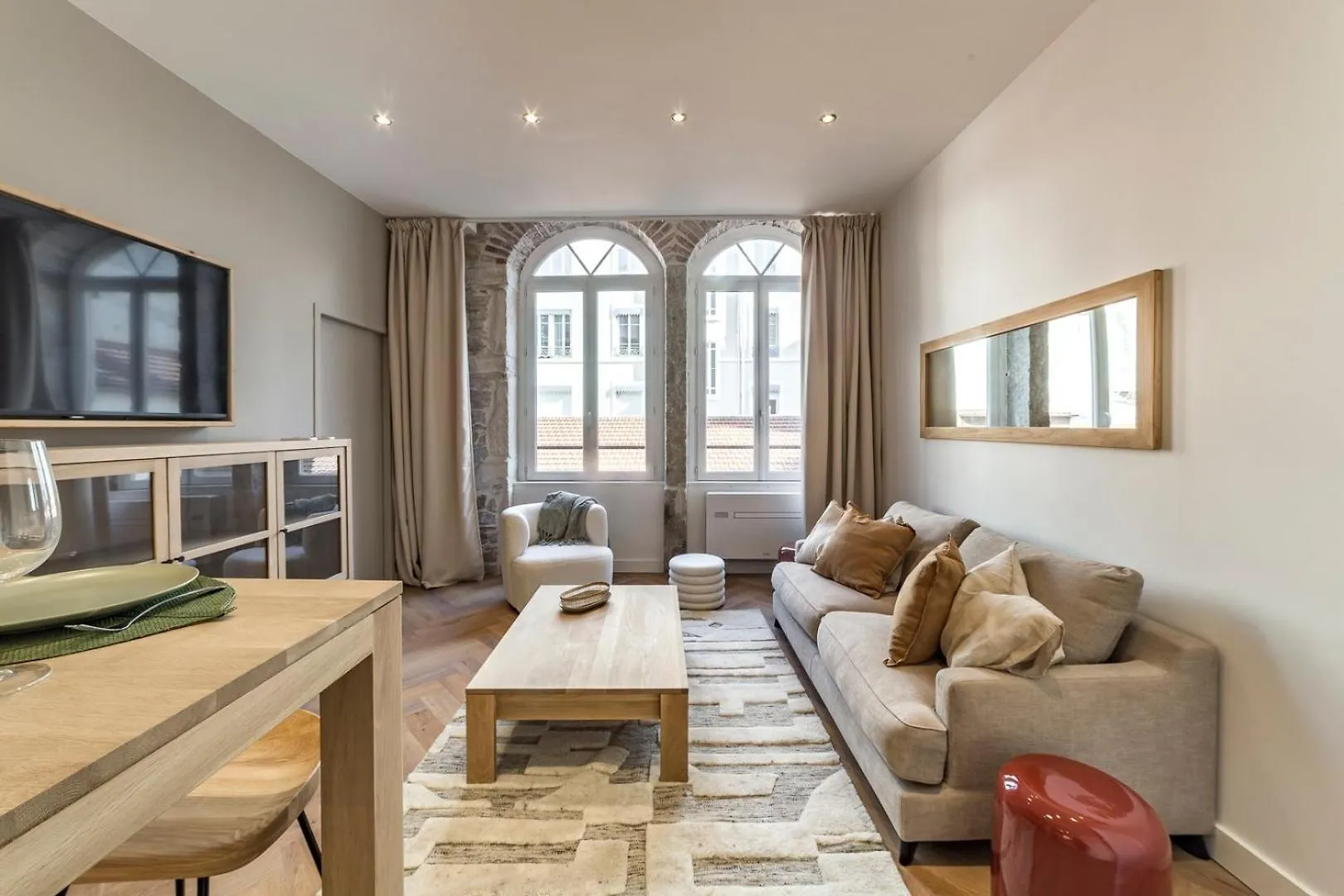 Le Chalet Climatise Du 6Eme Lyon Daire